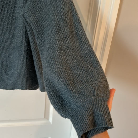 Pink Rose V Neck Sweater - Picture 3 of 3